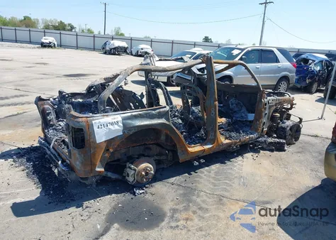 2019 Jeep Wrangler Unlimited Sahara from USA, damaged, VIN 1C4HJXEG2KW580253